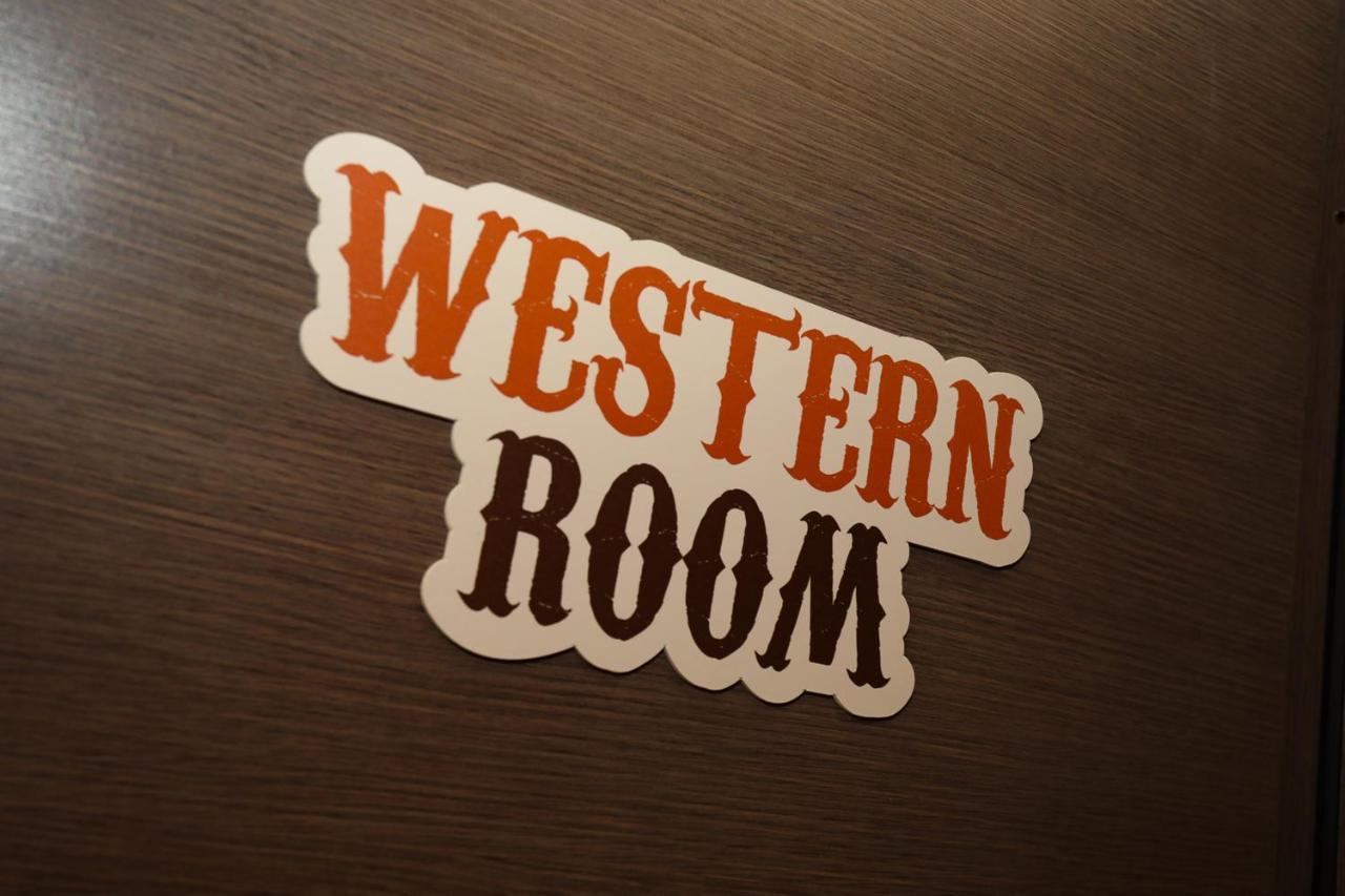 Movie Home Guesthouse Рим Екстериор снимка